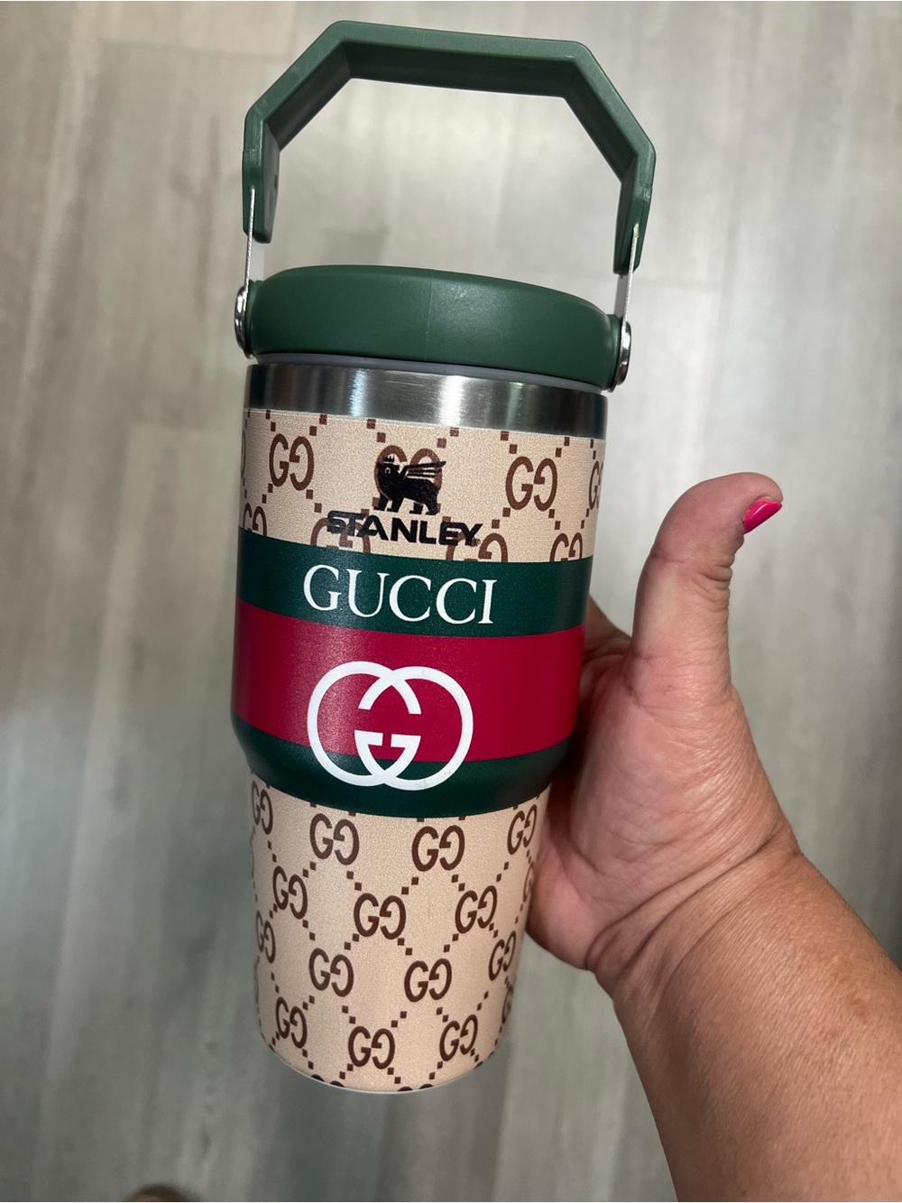 Gucci Beige Monogram Travel Tumbler with Green Handle and Red Stripe - Picture 3 of 3
